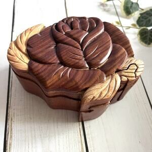 VTG Hand Carved Wood Puzzle Box Jewelry Intarsia 2-Tone Rose Red Interior 5"